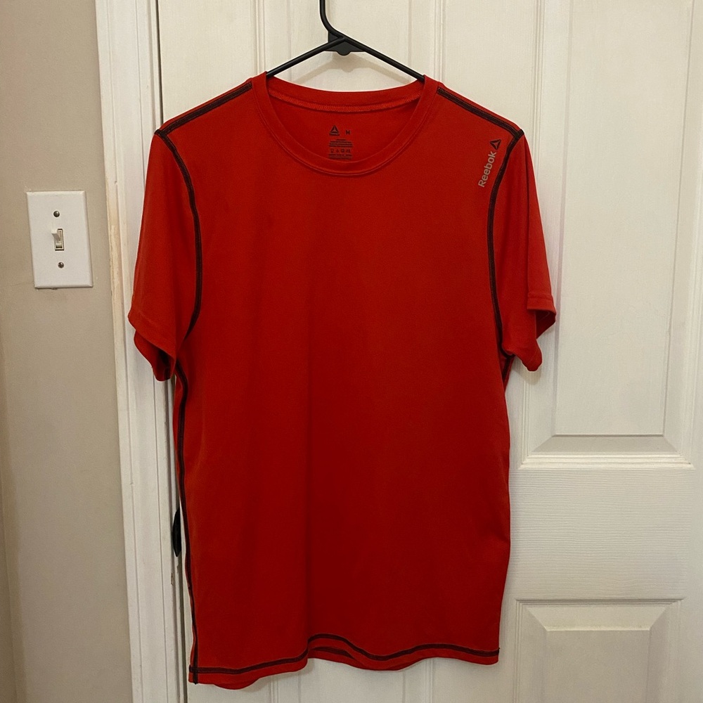 Reebok Performance Short Sleeve Shirt in Red